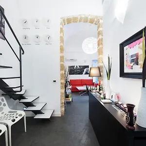 5* Bed and breakfast White