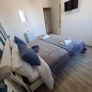 Bedroom La Stazione Bed and breakfast Palermo