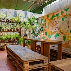  Hostal A Casa Di Amici